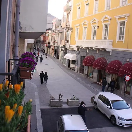 Garibaldi Square's House *